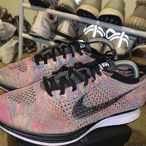 Nike multicolor flyknit racer